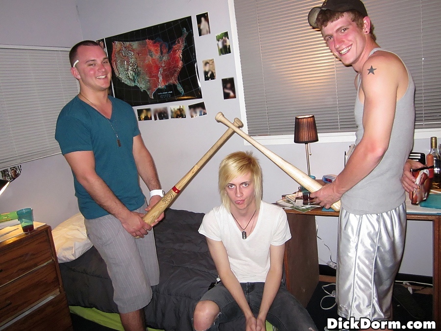 Twinks Dicked in Dick Dorm